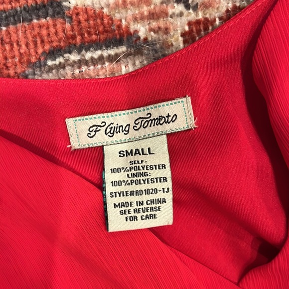 Red floor length dress - Picture 4 of 6